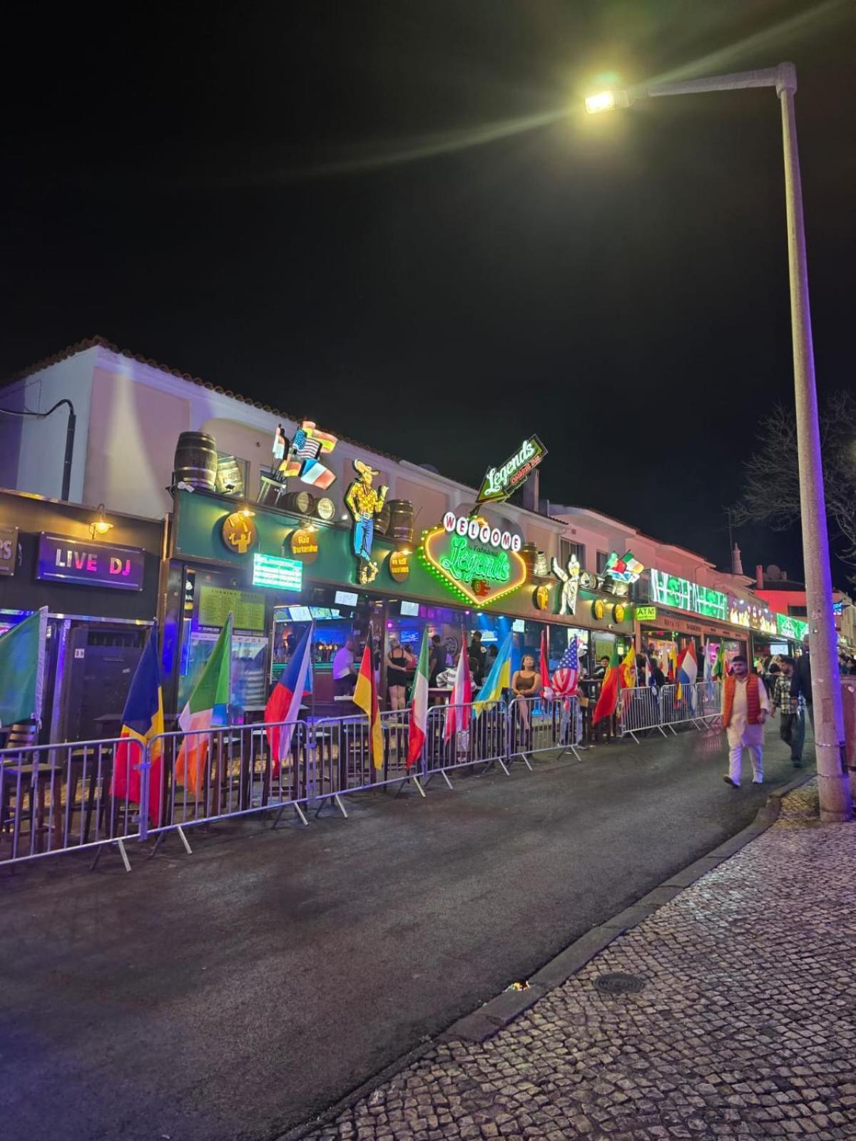 Studio Rua Dos Bares Em Albufeira Ngoại thất bức ảnh